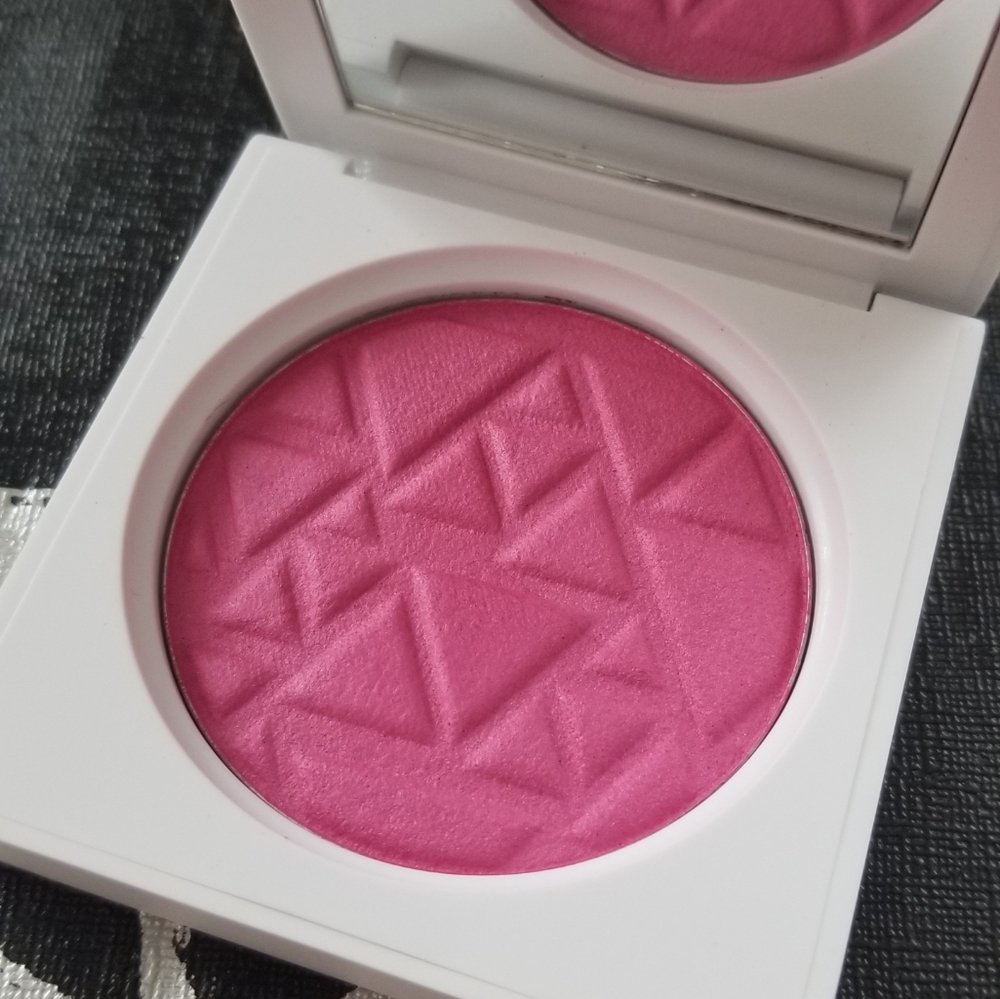 Ofra Cosmo Blush